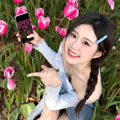 隔楼女孩：我们之间的层距